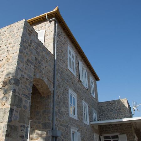 Kiki'S Houses Vlichos Hydra  Zewnętrze zdjęcie