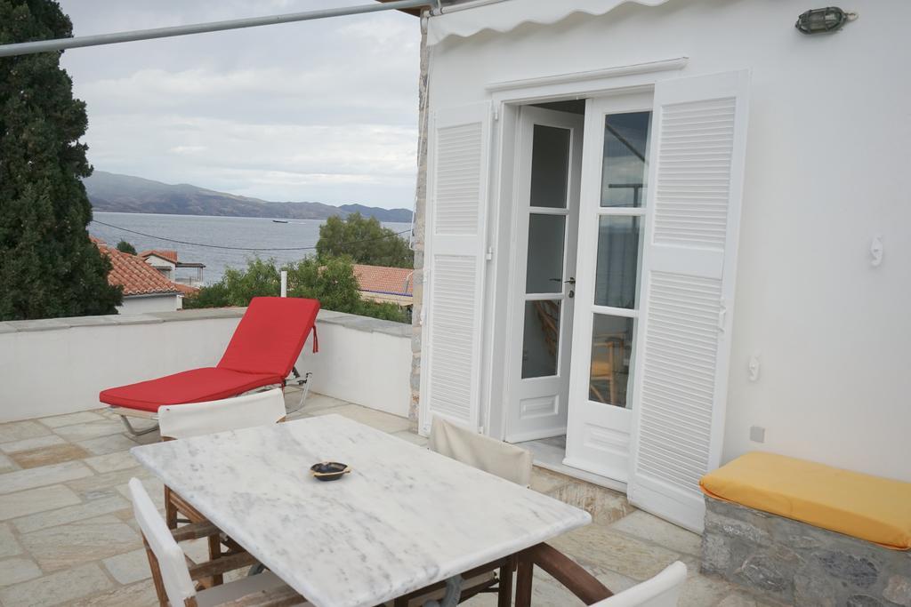 Kiki'S Houses Vlichos Hydra  Zewnętrze zdjęcie