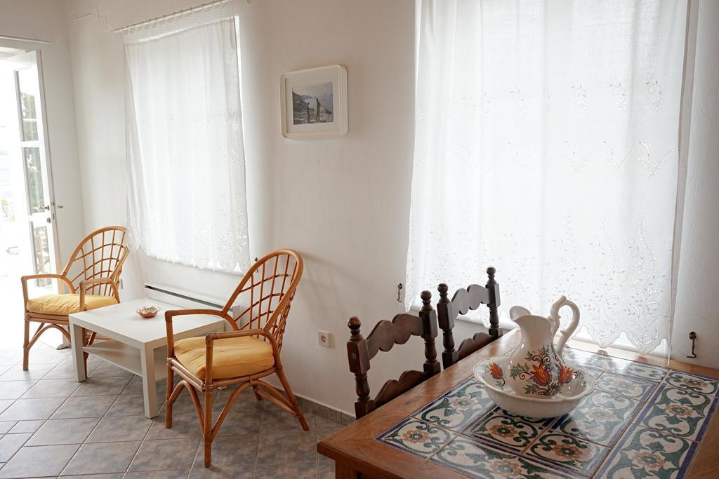 Kiki'S Houses Vlichos Hydra  Zewnętrze zdjęcie