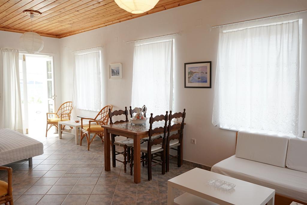 Kiki'S Houses Vlichos Hydra  Zewnętrze zdjęcie