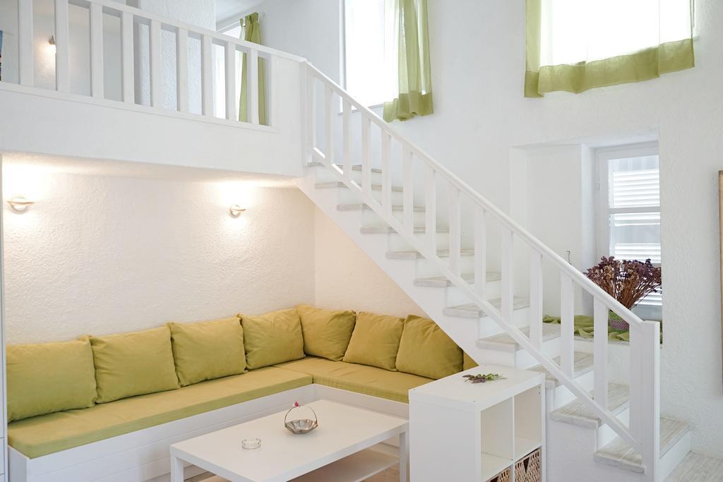 Kiki'S Houses Vlichos Hydra  Zewnętrze zdjęcie